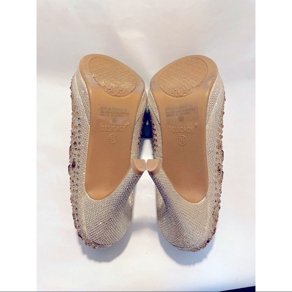 💥 Heels Golden / Rhinestone Pumps - Picture 3 of 4